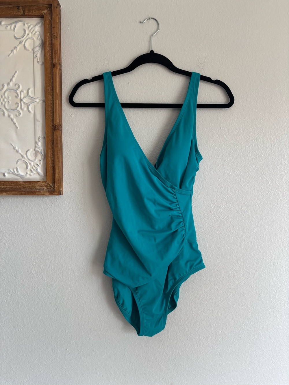 Jantzen Classics women sz 10 Teal Ruched Hi-Cut V-Neck 1-Piece Bathing Swimsuit